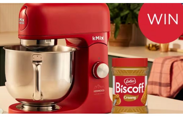 Gagnez robot culinaire Kenwood kMix Édition Suisse, noir ou rouge vif